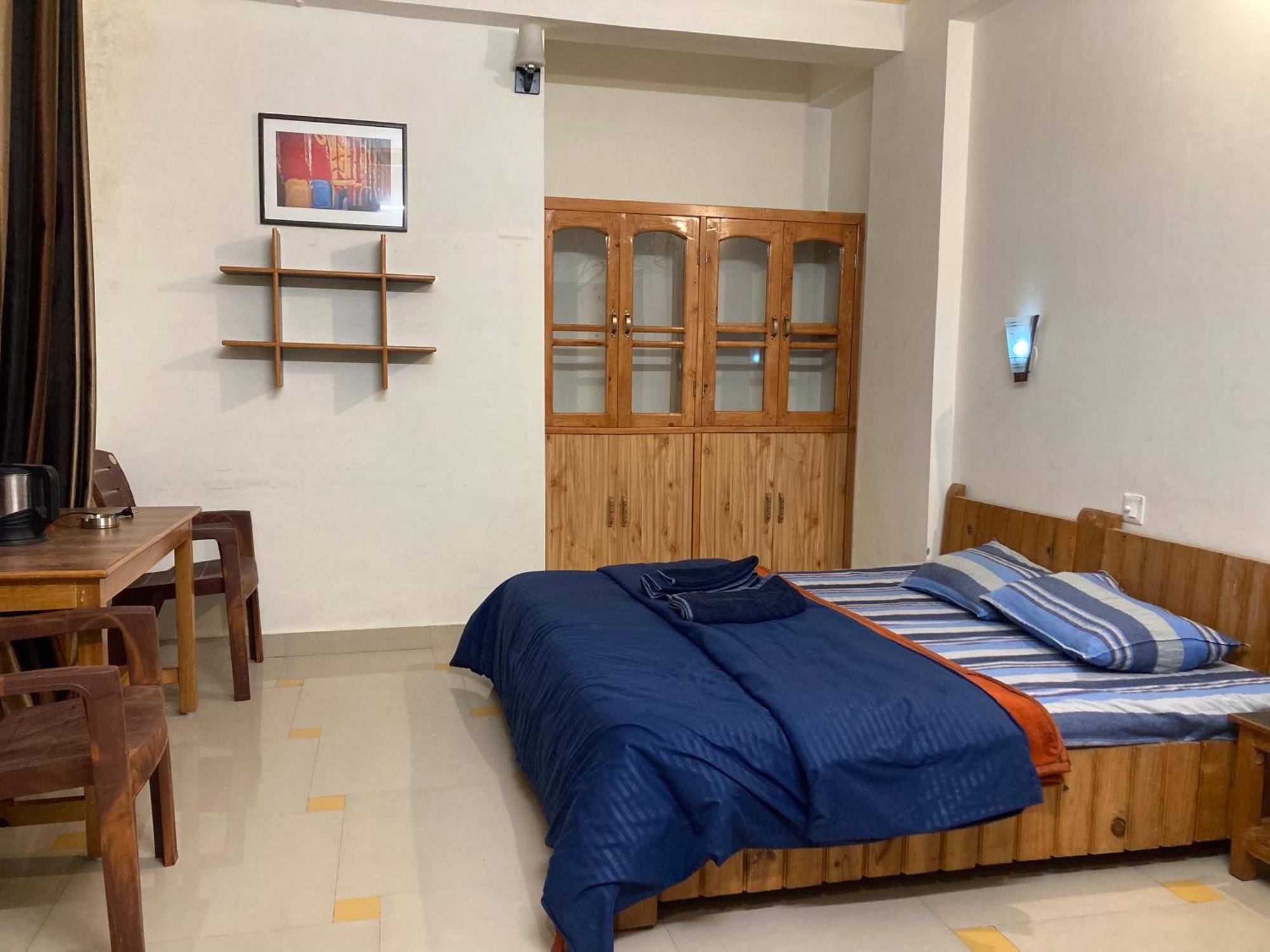Oasis Guest House Bhagsu D'Shala Dharamshala Esterno foto